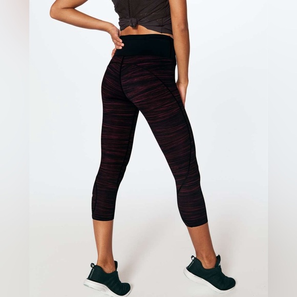 ❤️‍🔥Lululemon Run The Day Crop (23”) *Nulux
Low Tide Blush Berry Black / Black - Picture 3 of 11
